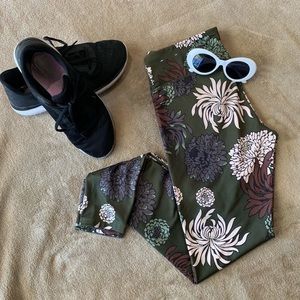 JOY LAB: CHRYSANTHEMUM FLORAL LONG LEGGINGS